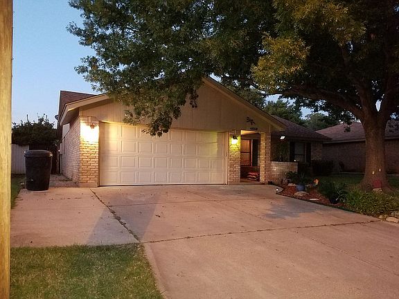 Extra wide drive way