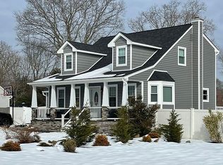 51 Tonopan St, Mastic, NY 11950