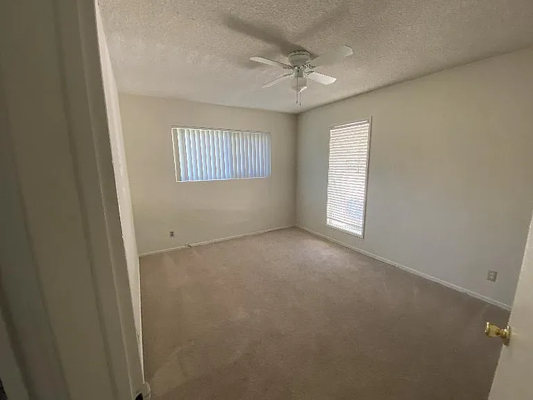 5817 Greenleaf Ave #A — Photo 14