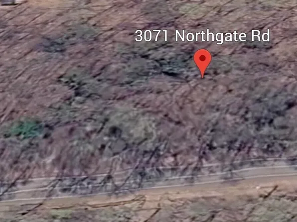 132 N Gate Rd, Lake Ariel, PA 18436