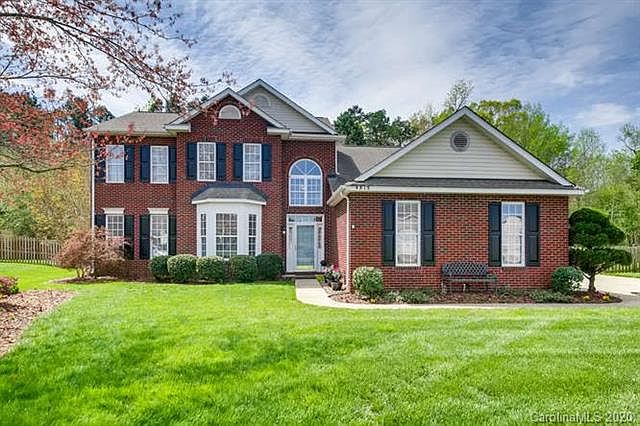 1st image of 4815 Sandtyn Dr