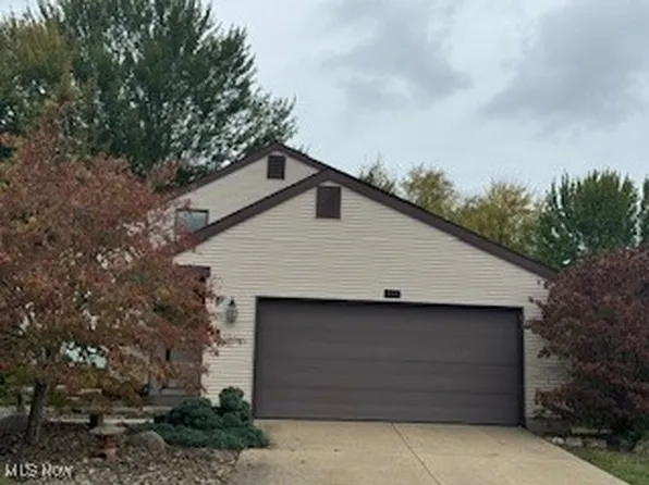 634 Meadow Pl, Columbiana, OH 44408