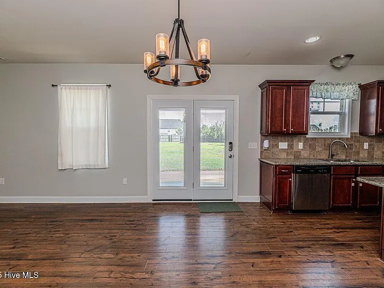457 N Prince Henry Way — Photo 16