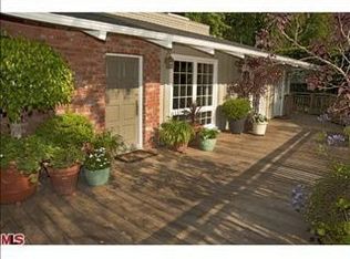 2420 Rinconia Dr, Los Angeles, CA 90068