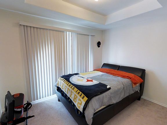 3rd image of 4409 Sandpiper Ave