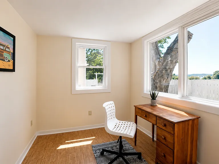 5 Hillside Ave — Photo 8