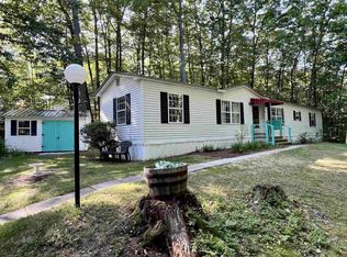 8 Bayberry Ln, Wolfeboro, NH 03894