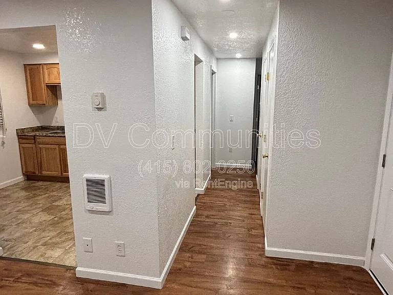 101 N 10th St #15 — Photo 4