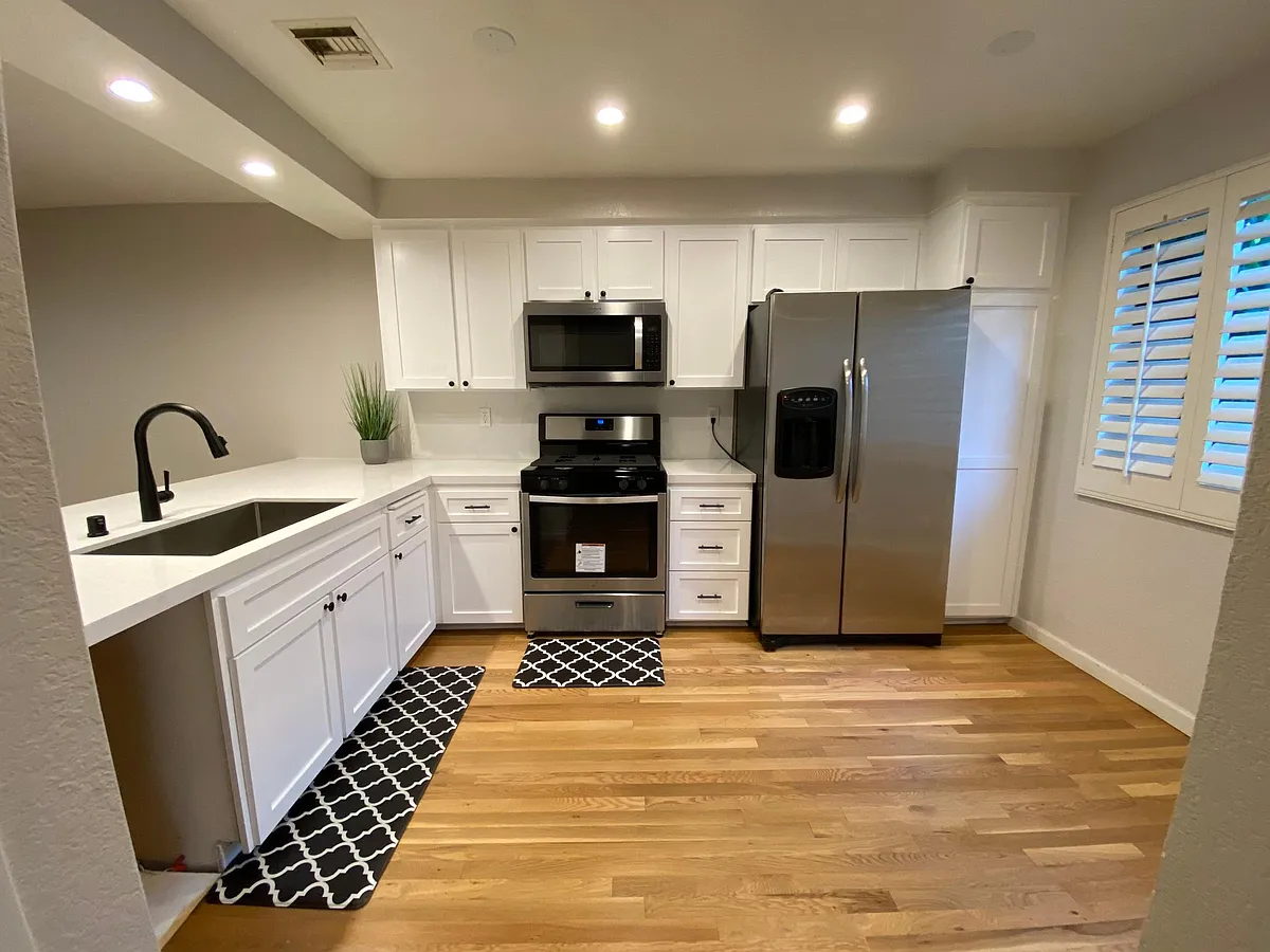 Brand NEW REDONE Kitchen! Ceasarstone counter tops, new appliances, soft close cabinets, farmstyle sink - 2022 Delaware Ave #5