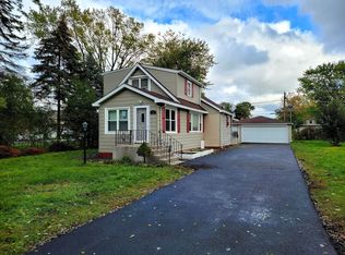 141 N Elmwood Ave, Wood Dale, IL 60191