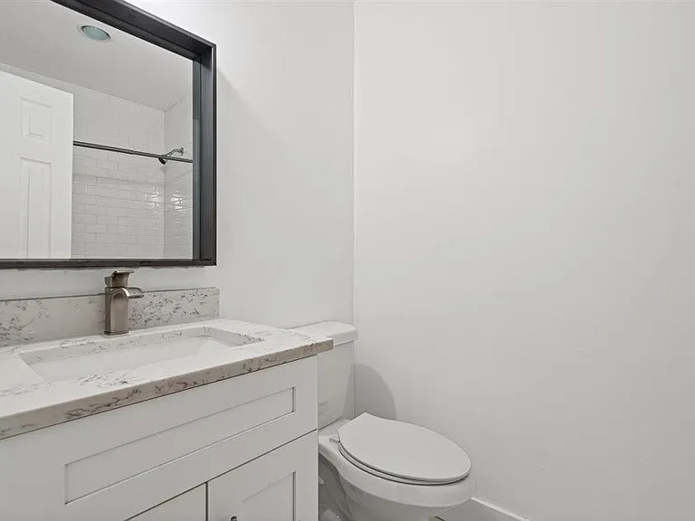 6401 Chimney Creek Cir #A — Photo 13