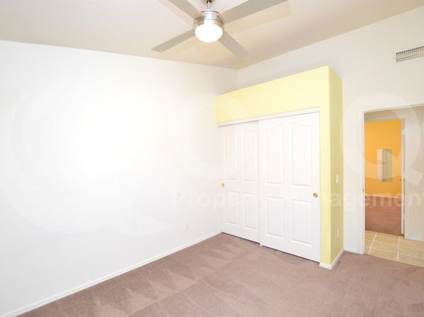 1661 W Springfield Way