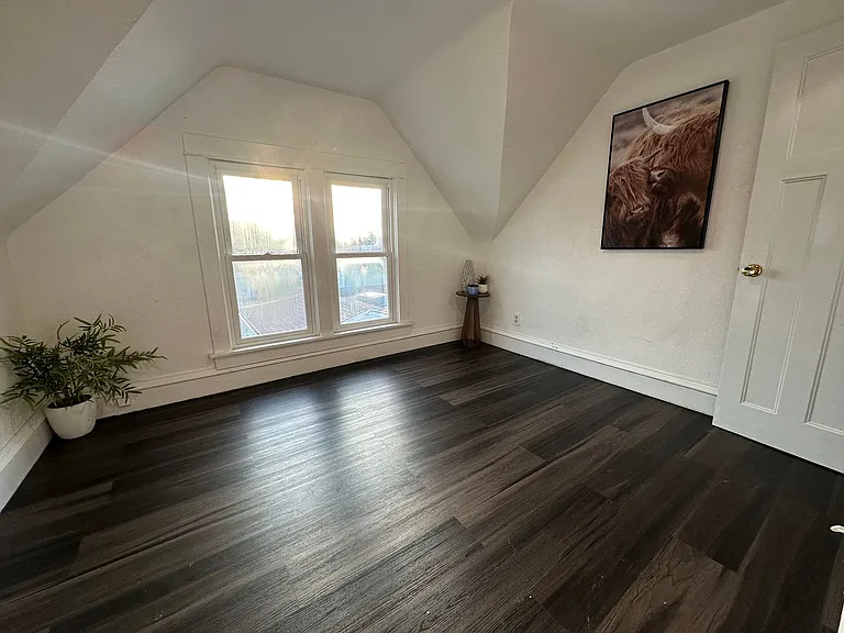 1027 Lincoln St — Photo 26