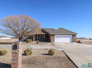 143 Crest Point Dr, Portales, NM 88130