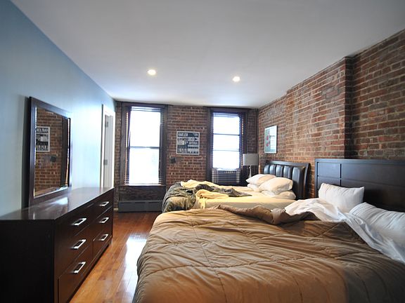 3rd image of 348 W 52nd St #2