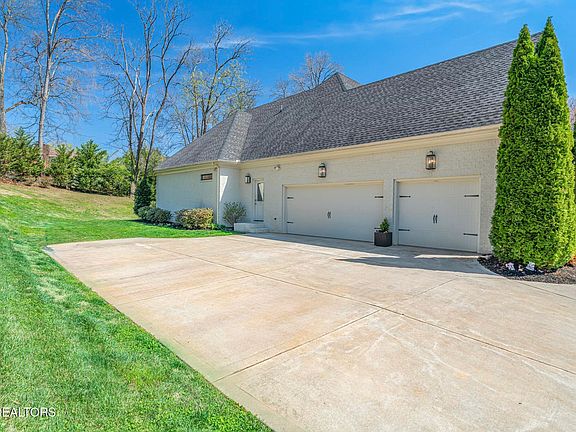 5th image of 1513 Wembley Hills Rd