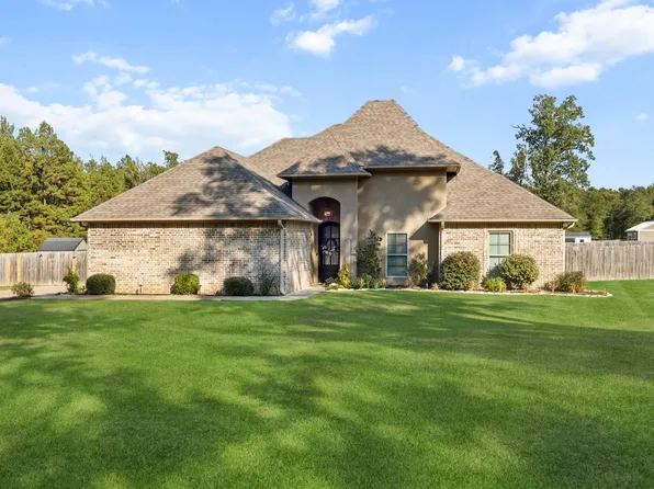 626 Karabeth Ln, Hallsville, TX 75650