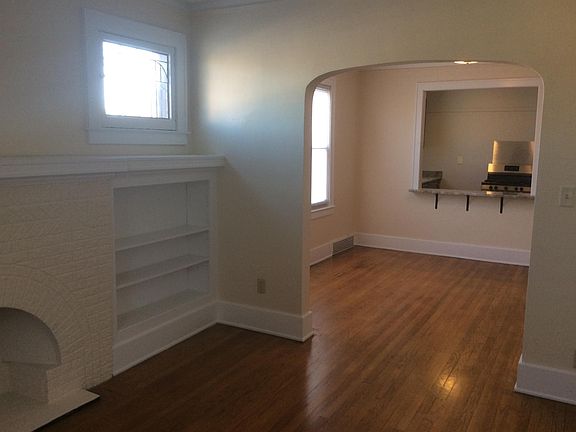 Living room, dining room, Kitchen