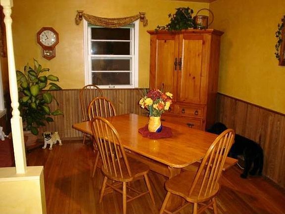 Dining w/ Orig. Wood Floor