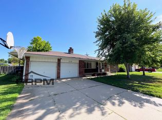 1404 W 24th Ave, Hutchinson, KS 67502