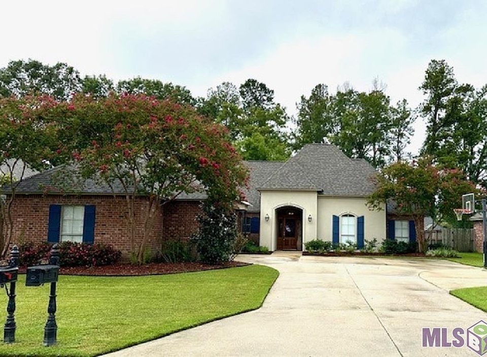 1st image of 10266 Indian Creek Dr