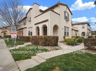 8292 Crystal Walk Cir, Elk Grove, CA 95758