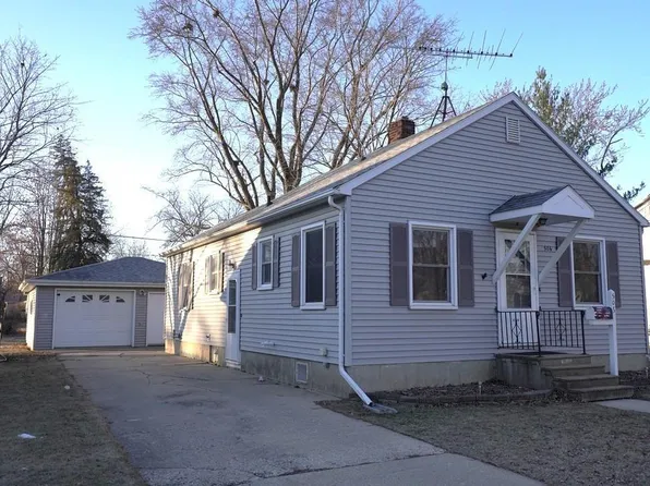 506 8th Ave, Charles City, IA 50616