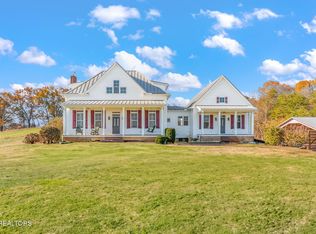 321 Peach Orchard Rd, Clinton, TN 37716