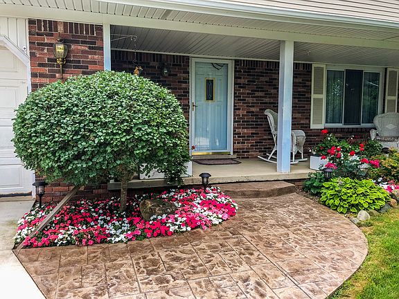 2nd image of 11364 S Crestline Dr