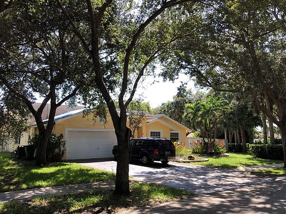 3rd image of 5796 SW 89th Ln