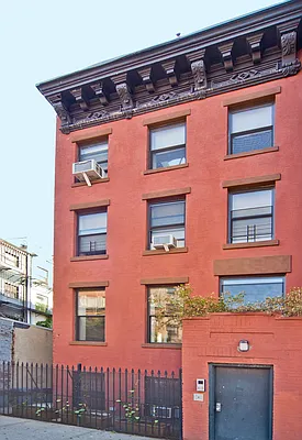 Rented by Isen & Company : Real Estate Advisors | media 21