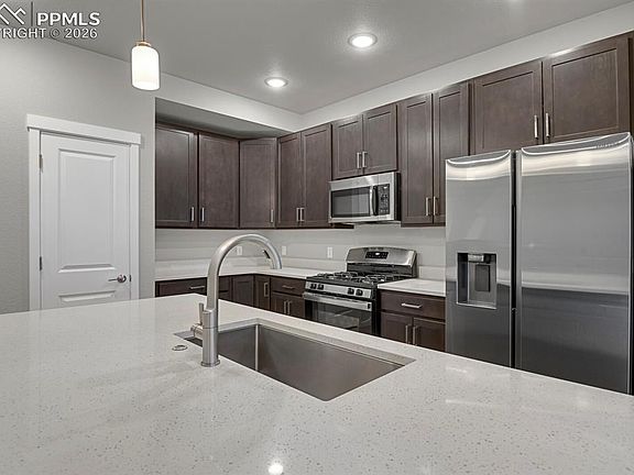 5th image of 5353 Freeboot Point