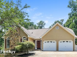2521 W Shiloh Ct, Kennesaw, GA 30152