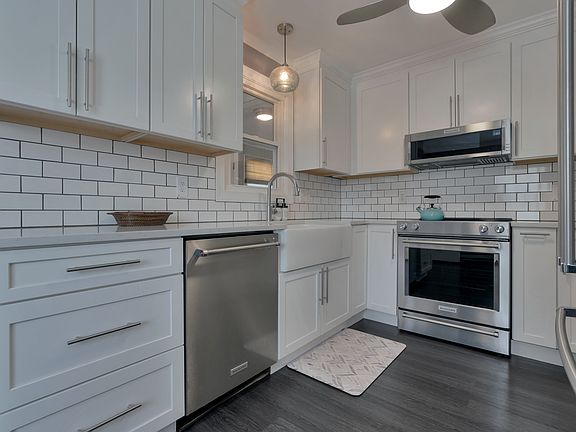 5th image of 31 Leavitt Ave