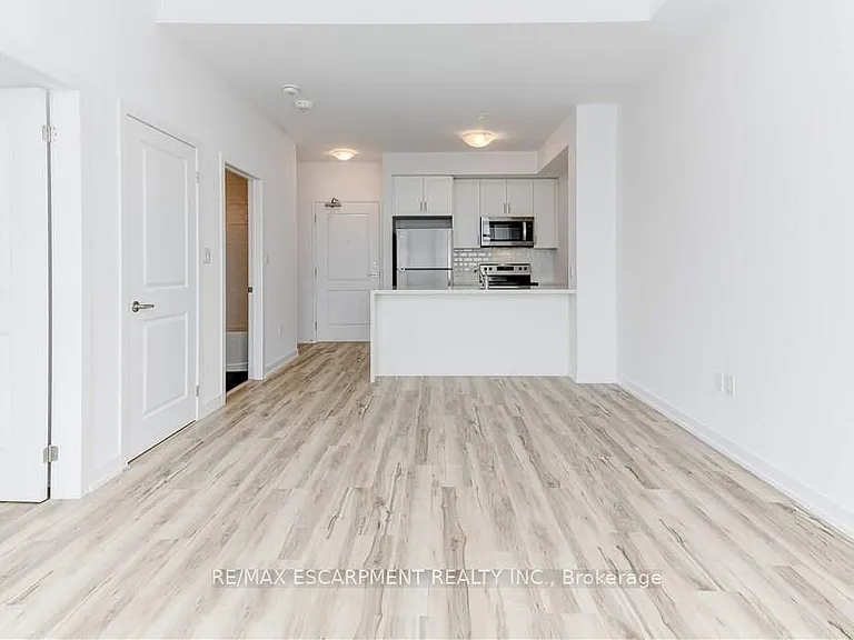 450 Dundas St E #1204 — Photo 18