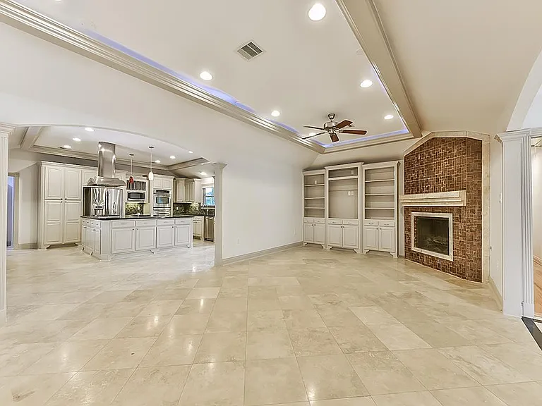5238 Ariel St — Photo 8
