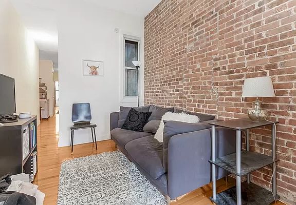 4th image of 521B E 85th St #5F