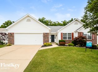 229 Highland Meadows Dr, Wentzville, MO 63385