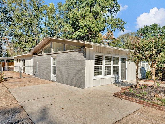 3rd image of 5152 Warfield Dr