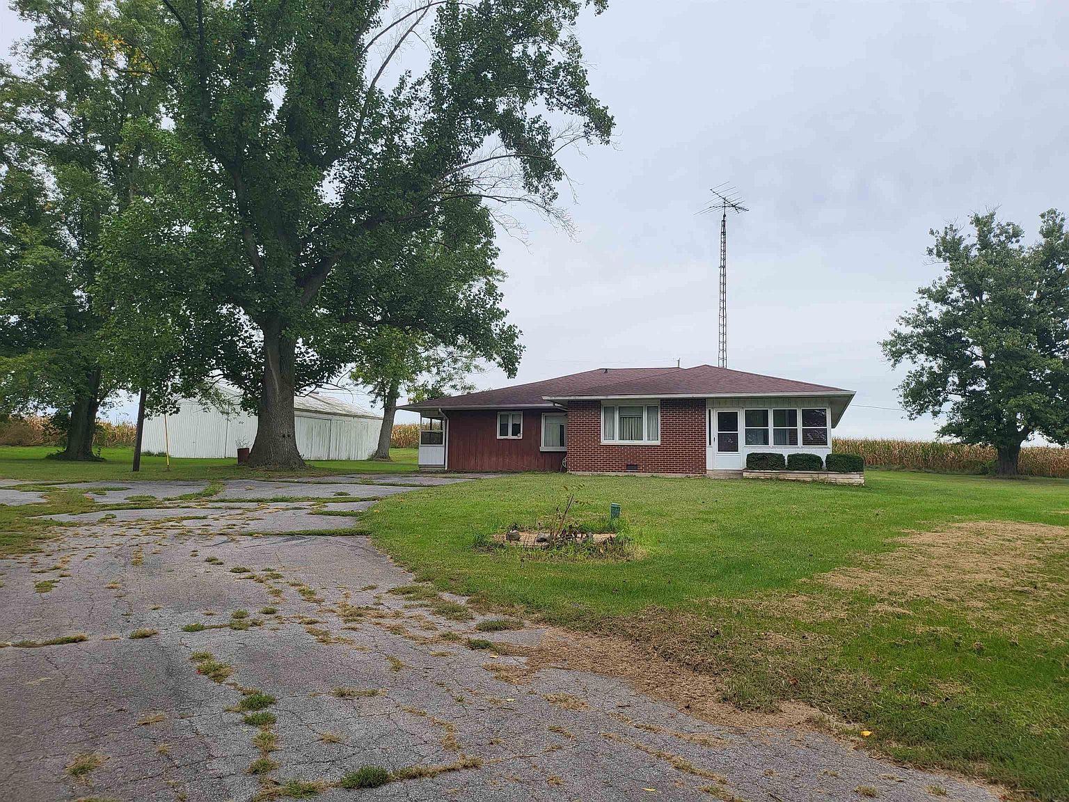 8048 NW Shafer Dr, Monticello, IN 47960 Zillow