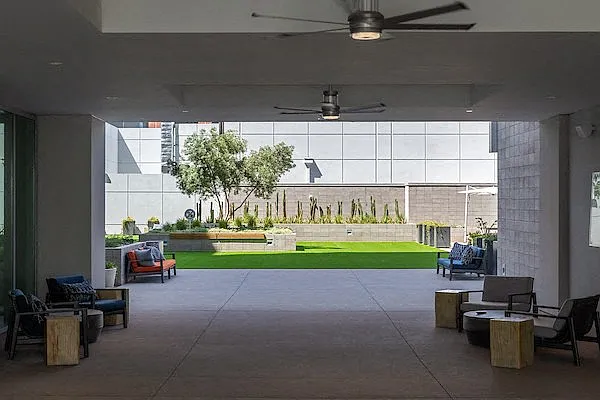 Adeline Luxury Living — Photo 16