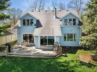 1932 Barber Dr, Stoughton, WI 53589