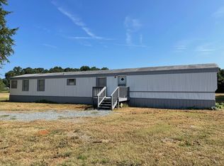 447 Steed Rd, Seagrove, NC 27341