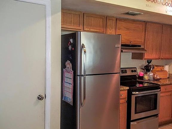 5th image of 6628 Tebbetts Dr