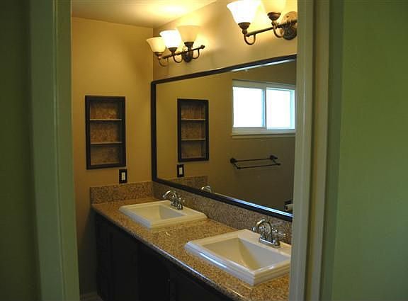 Master Bath with Upgrades