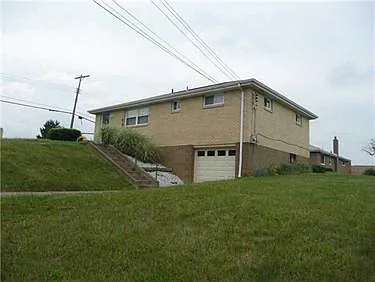 204 Thorncrest Dr photo 1