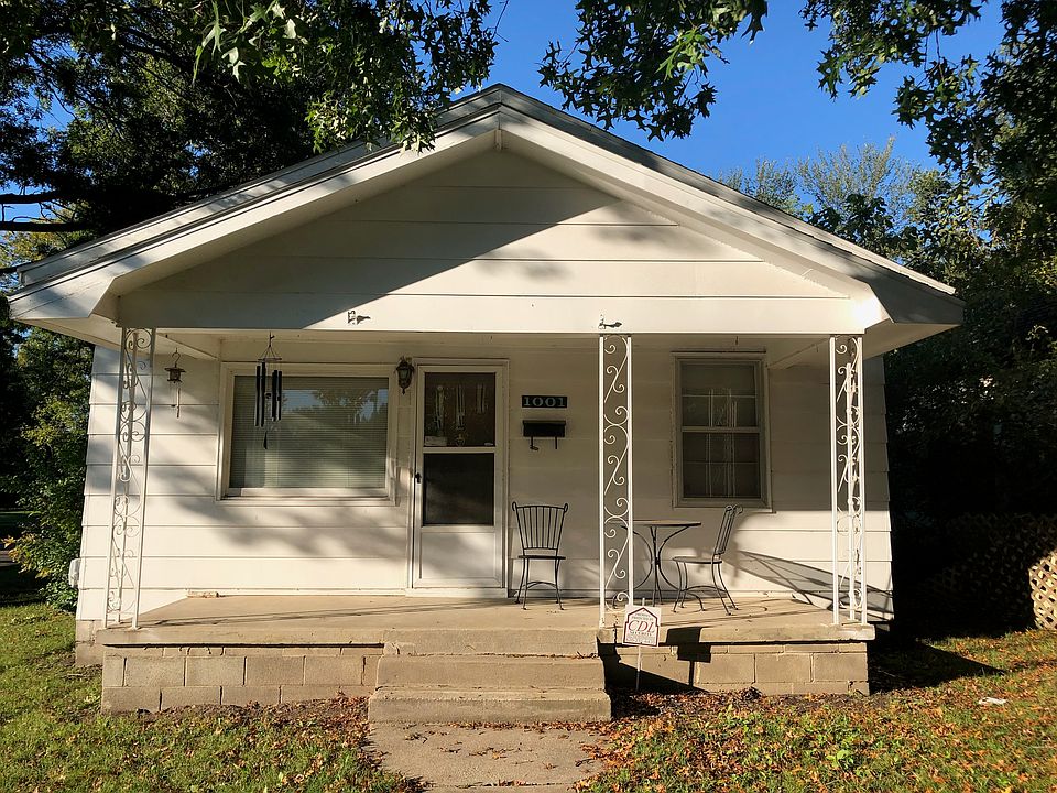 1st image of 1001 E 10th St
