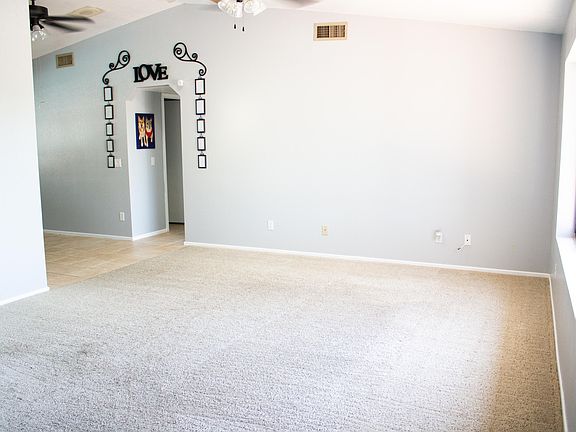 2nd image of 2931 Southwind Ave