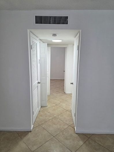 1st image of 401 SW 13th Pl APT 719
