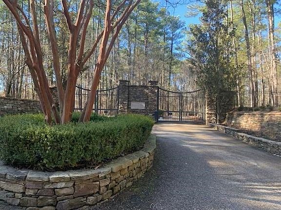 2nd image of 71 Preservation Ct